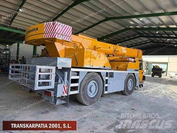 Liebherr LTM 1030-2 Mobile and all terrain cranes