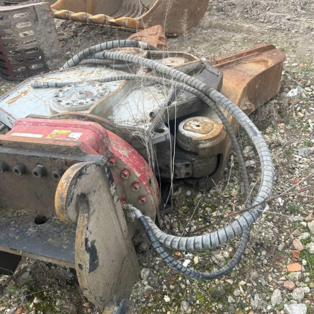 Demarec DLP 30 Pulveriser  (Demolition Crusher ) 