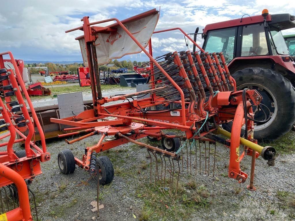 Kuhn GA 4521 GM Swathers \ Windrowers