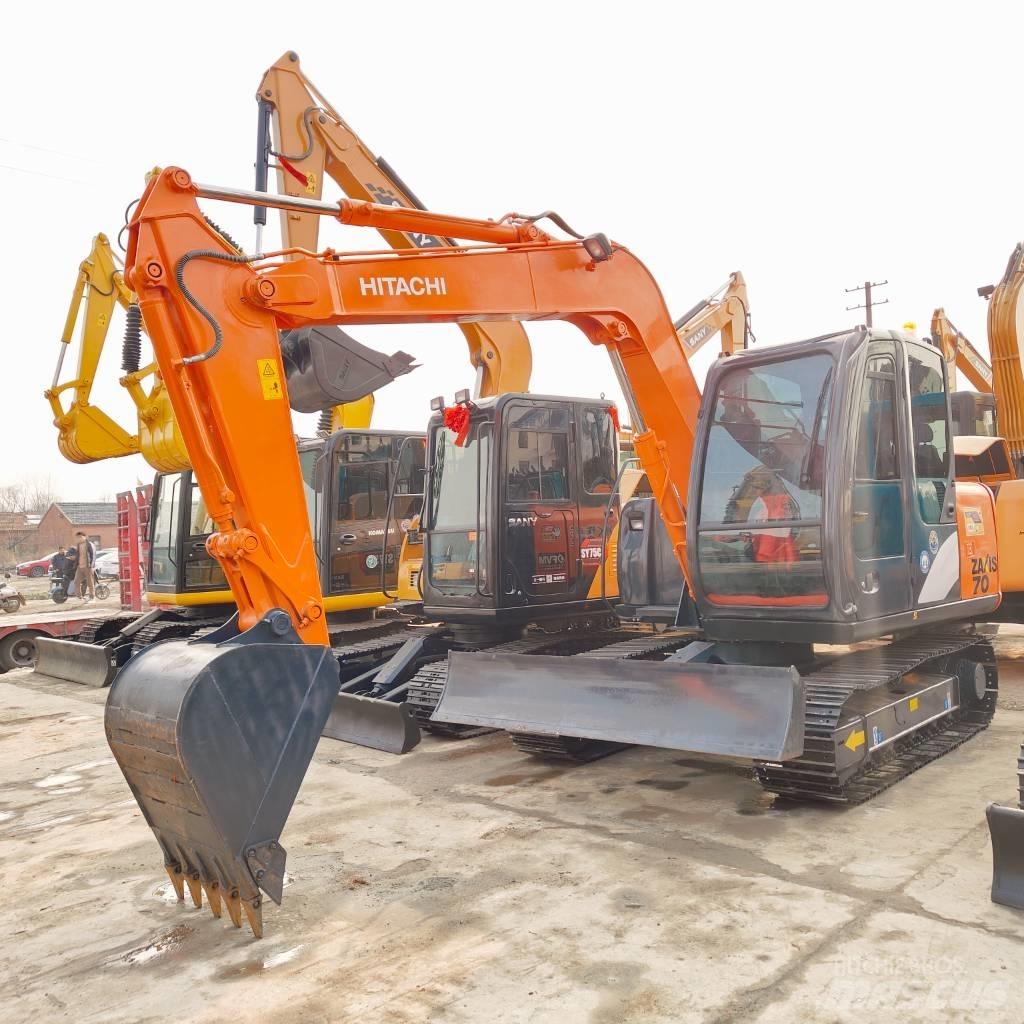 Hitachi ZX70 Mini excavators  7t - 12t