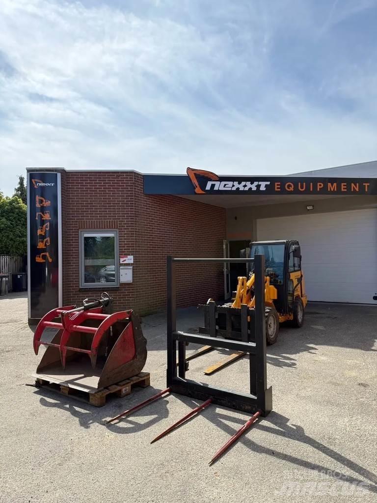 Schäffer 2428 Mini Loader