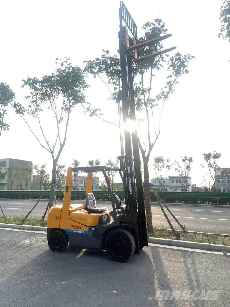 TCM FD 30 Diesel Forklifts
