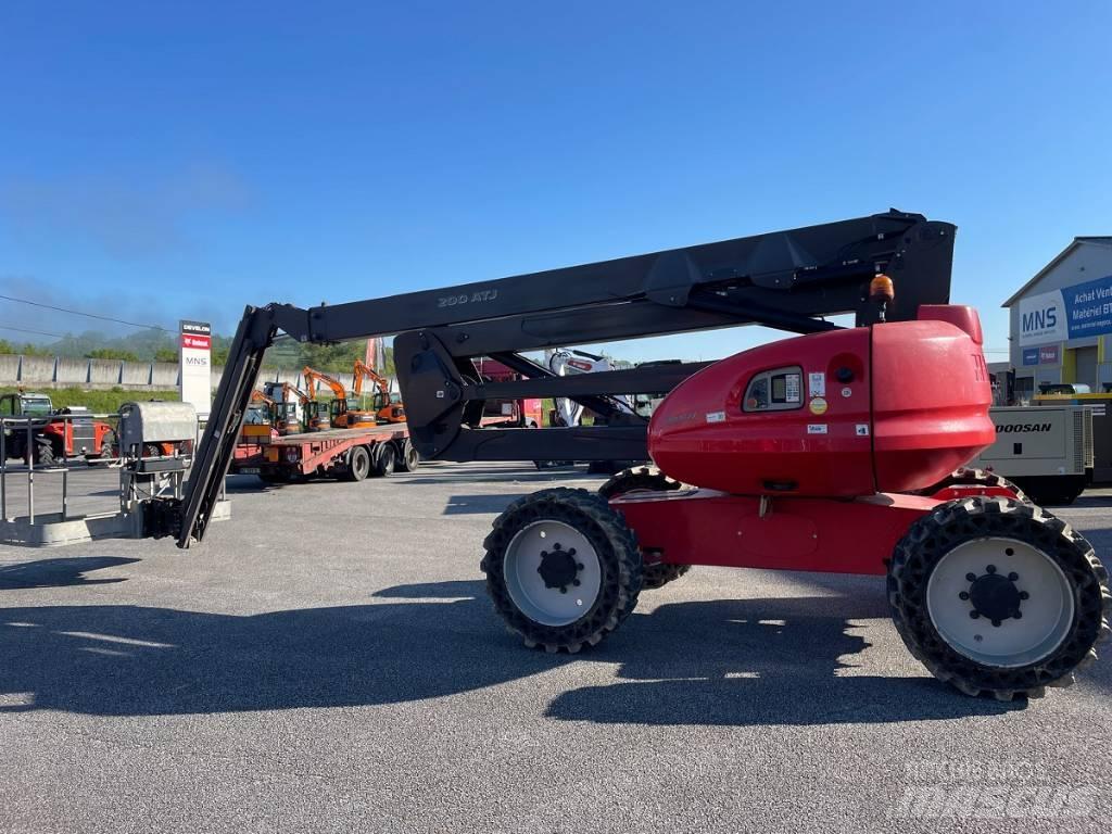 Manitou 200 ATJ Articulated boom lifts
