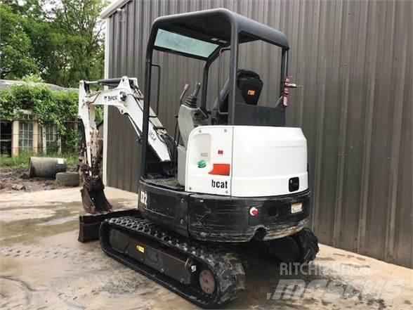 Bobcat E32M Mini Excavators <7t (Mini Diggers)