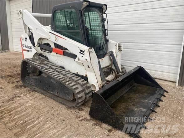 Bobcat T870 Skid Steer Loaders