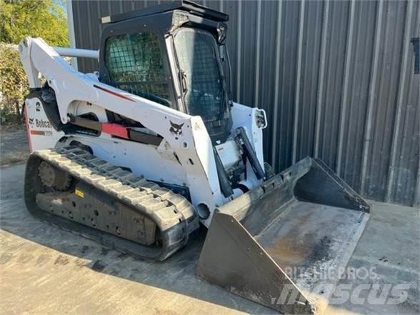 Bobcat T870 Skid Steer Loaders