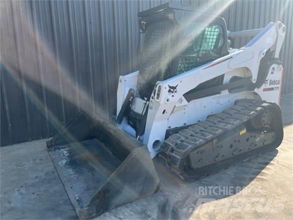 Bobcat T870 Skid Steer Loaders