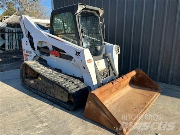 Bobcat T870 Skid Steer Loaders