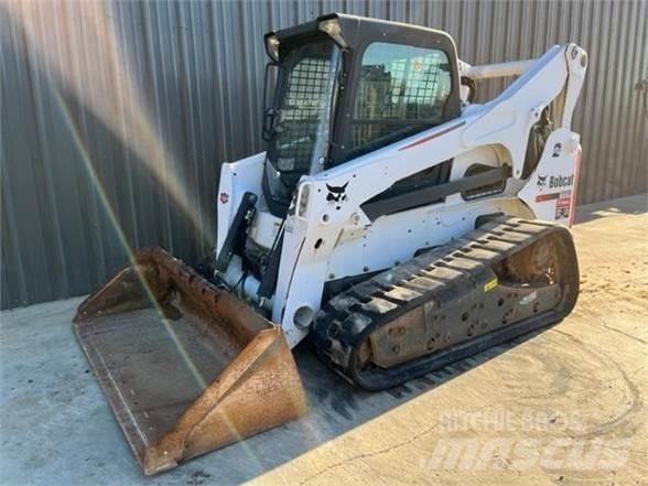 Bobcat T870 Skid Steer Loaders
