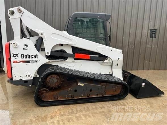 Bobcat T870 Skid Steer Loaders