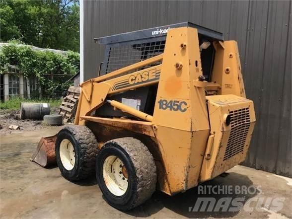 CASE 1845C Skid Steer Loaders