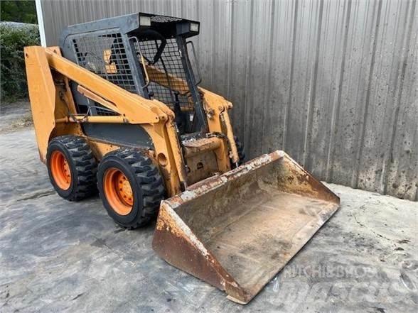 CASE 40XT Skid Steer Loaders