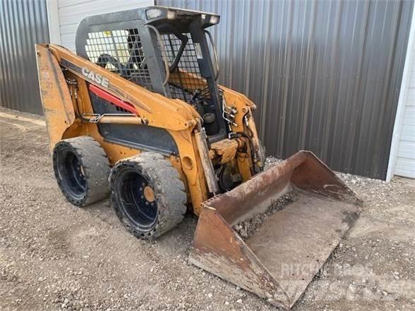 CASE 420 Skid Steer Loaders