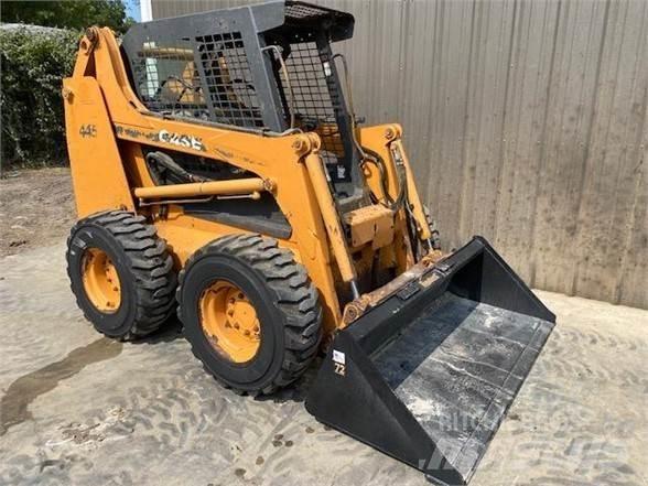 CASE 445 Skid Steer Loaders
