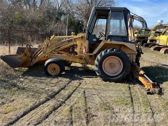 CASE 580C Backhoe Loaders