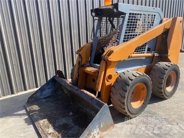 CASE 70XT Skid Steer Loaders
