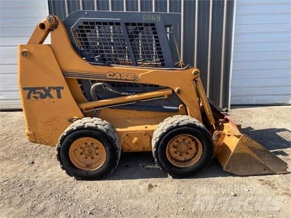 CASE 75XT Skid Steer Loaders