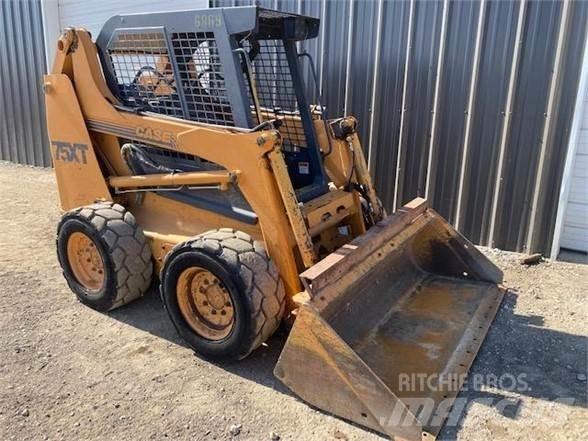 CASE 75XT Skid Steer Loaders