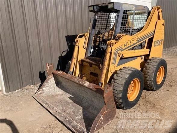 CASE 85XT Skid Steer Loaders