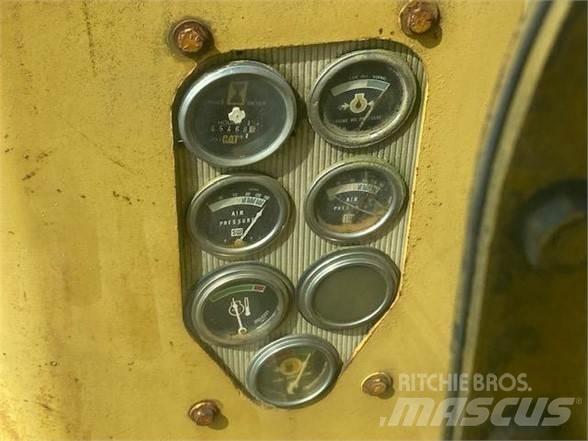 CAT 16G Motor Graders