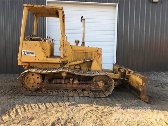CAT D3B Crawler dozers