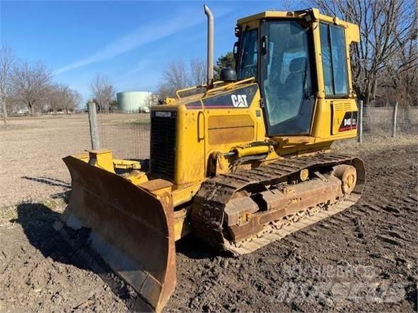 CAT D4G XL Crawler dozers