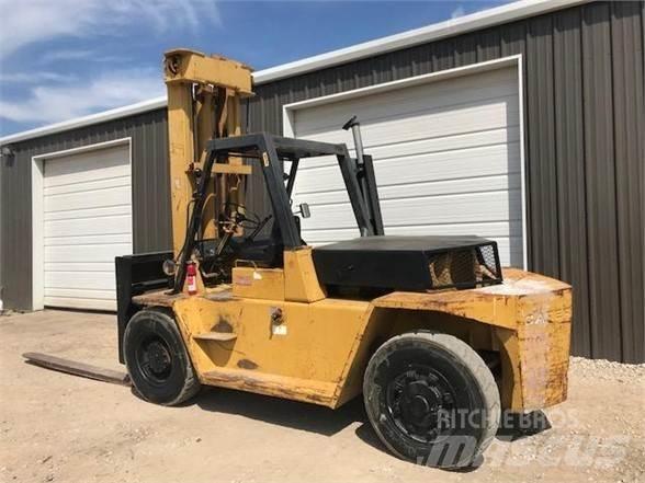 CAT V225B Diesel Forklifts