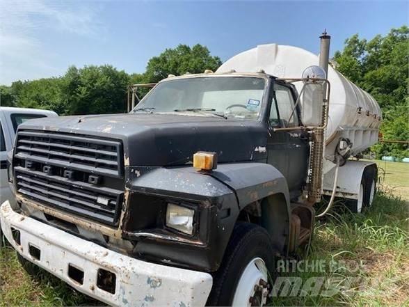 Ford F800 Tank Trucks