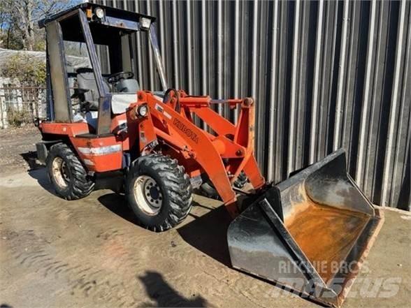Kubota R420 Wheel Loaders