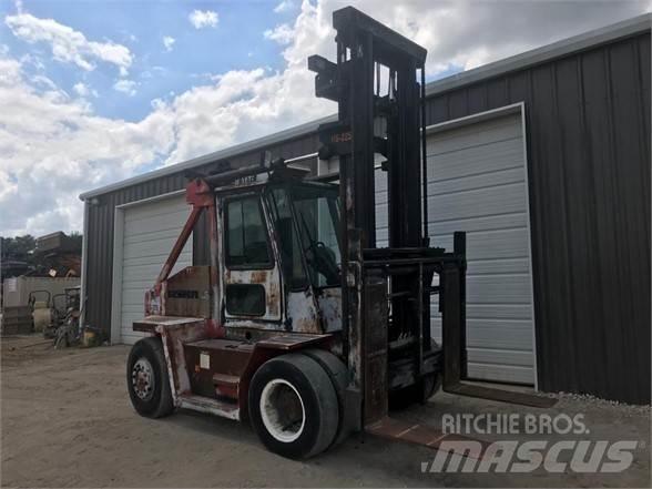 USNR US225 Diesel Forklifts