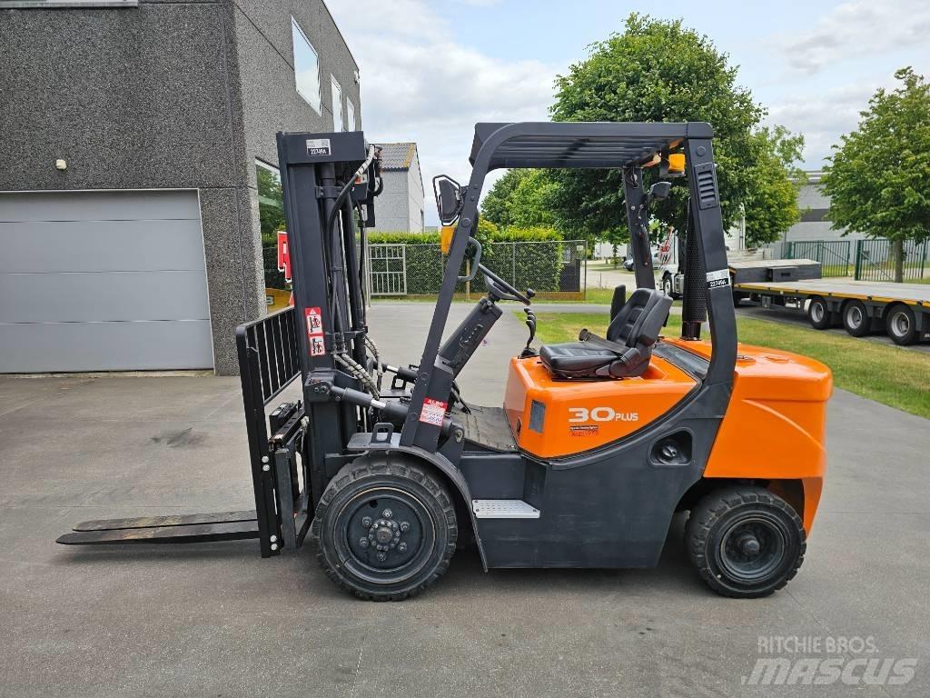 Doosan D 30 G Diesel Forklifts