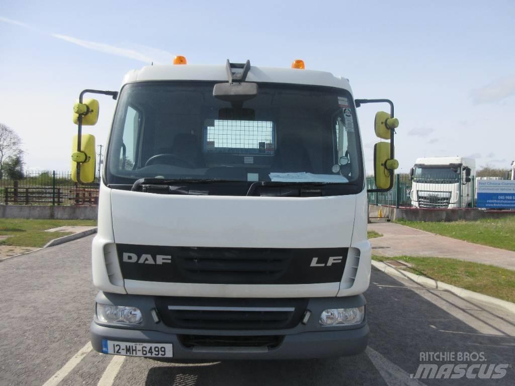 DAF 45.210 ATI Winch trucks
