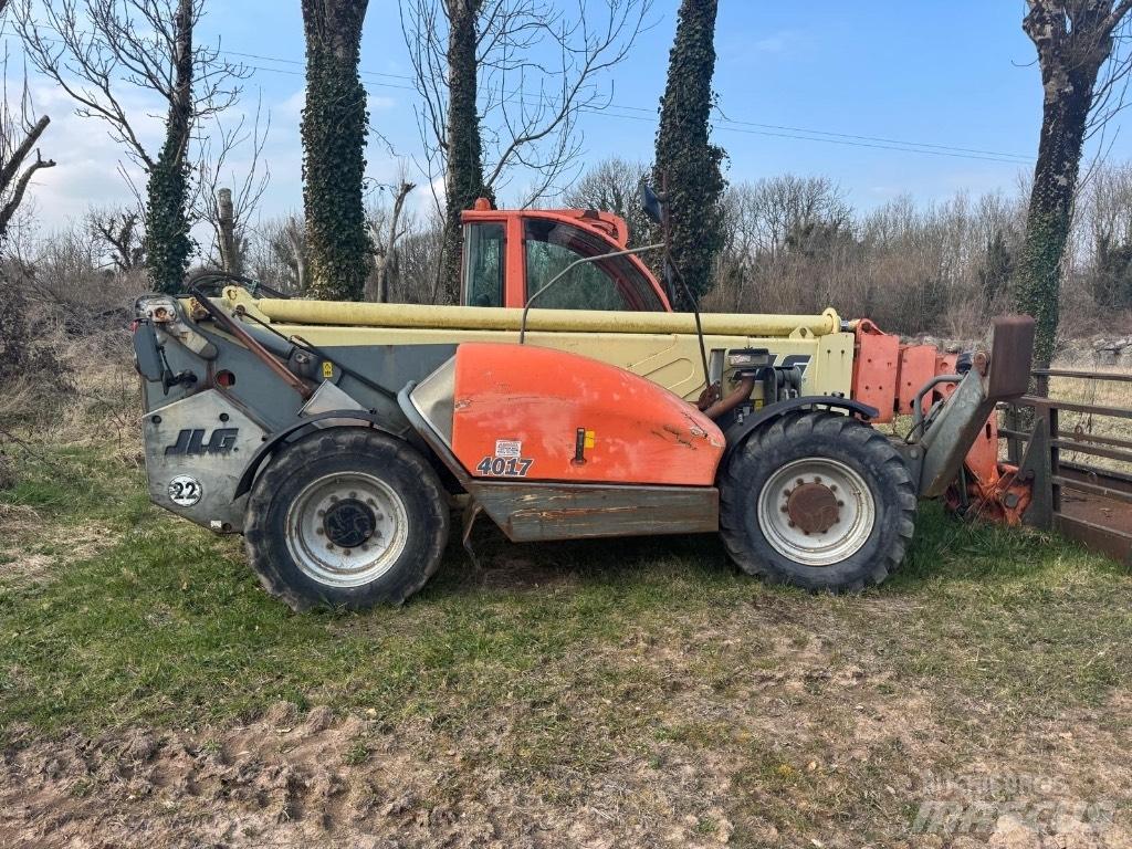 JLG 4017 Telescopic Handlers