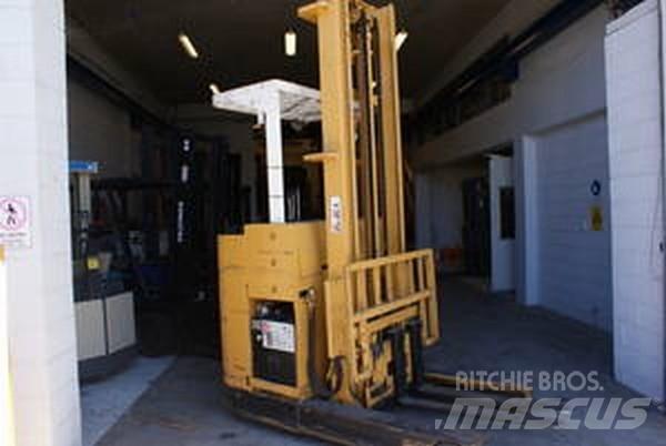 TCM FRHB20 Reach trucks