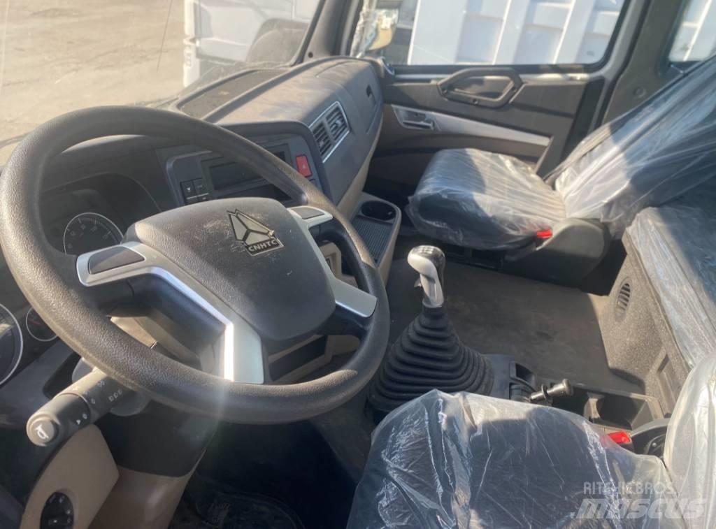 Howo 371 NX Conventional Trucks / Tractor Trucks