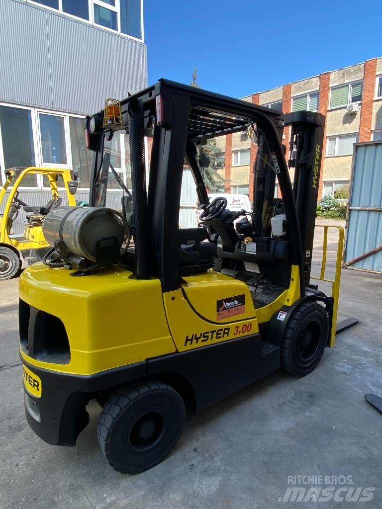 Hyster H3.0FT LPG trucks