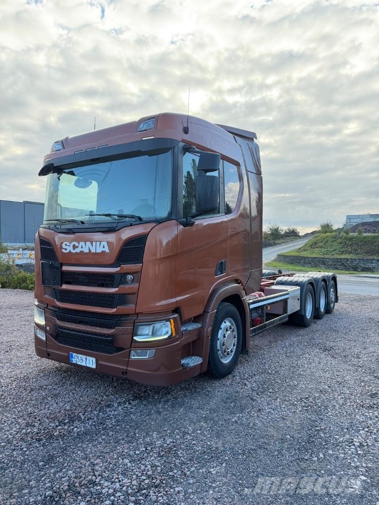 Scania R540B8x4*4NB Cab & Chassis Trucks