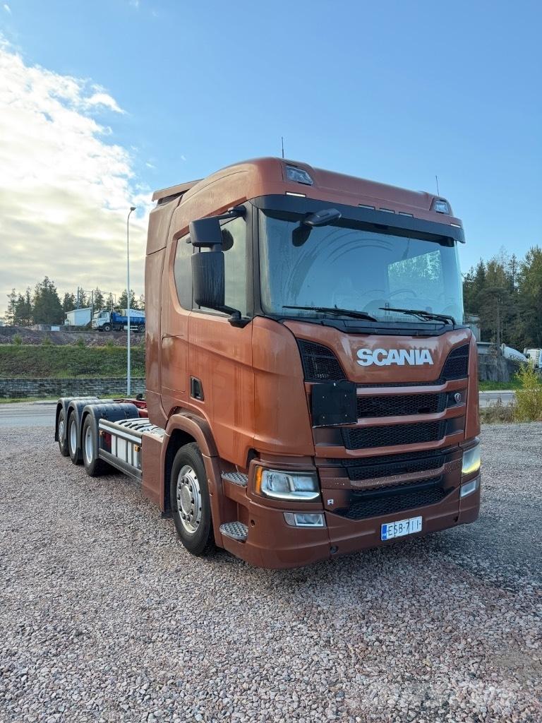 Scania R540B8x4*4NB Cab & Chassis Trucks
