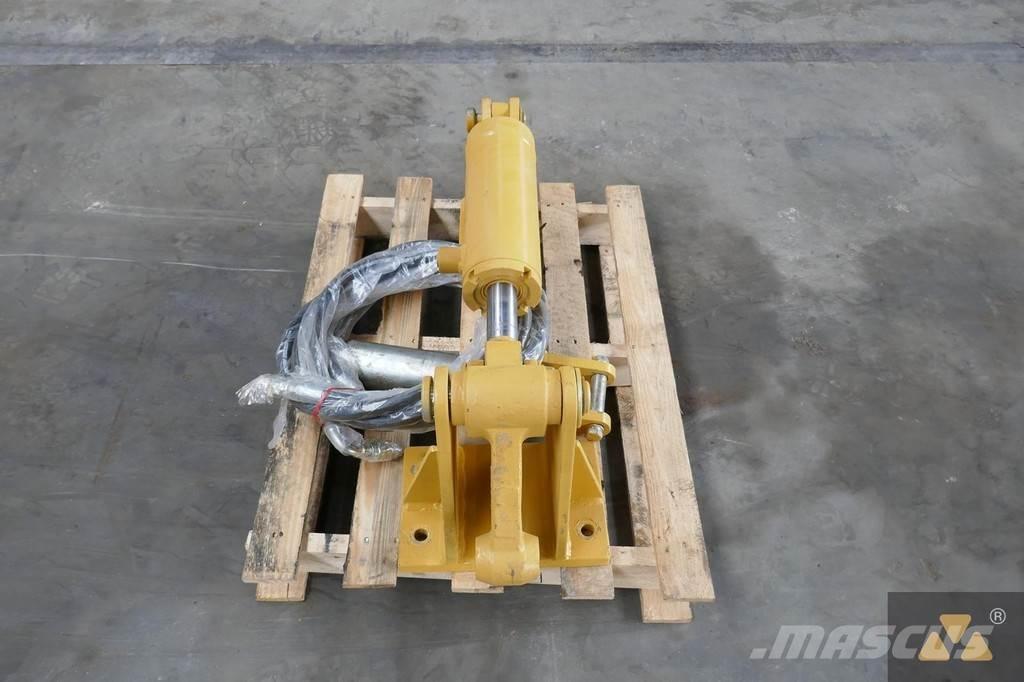 CAT D8T Pin puller Other