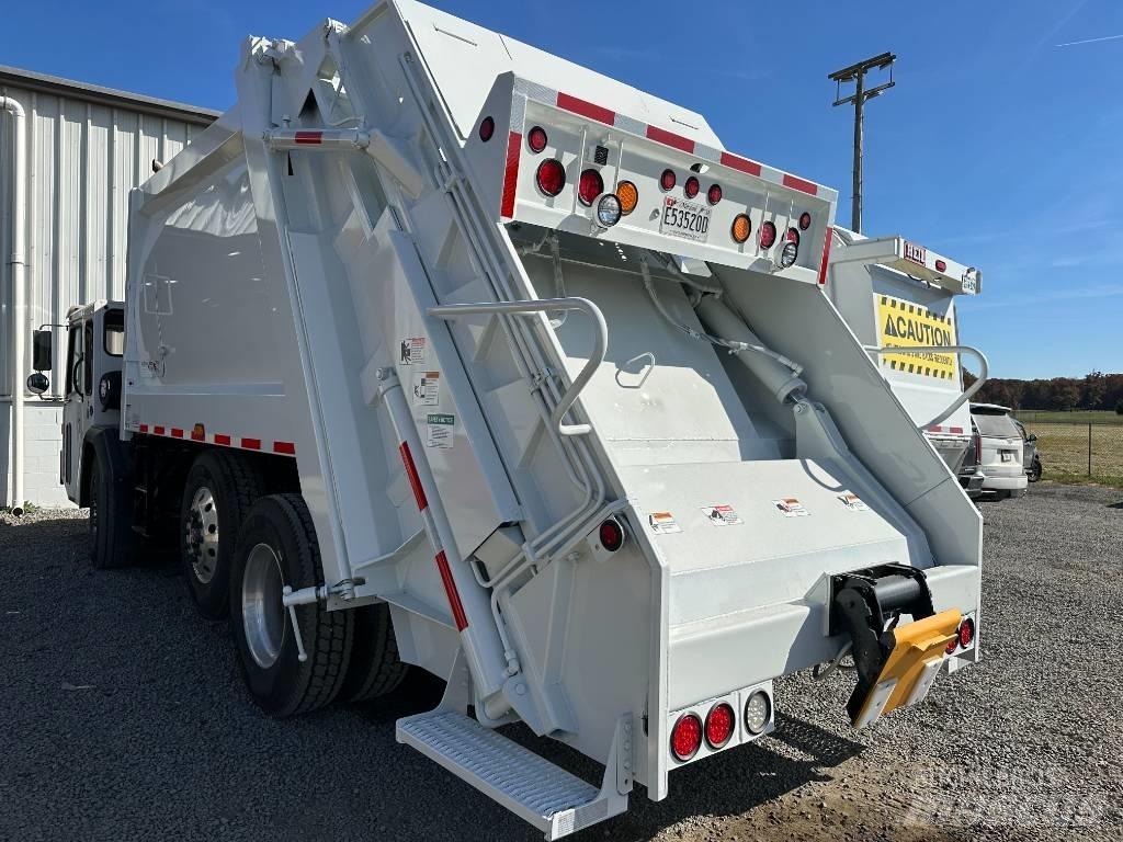  Crane Carrier LET2CC Garbage Trucks / Recycling Trucks
