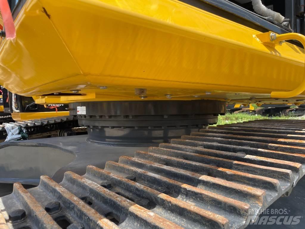 Komatsu PC 400 Crawler Excavators