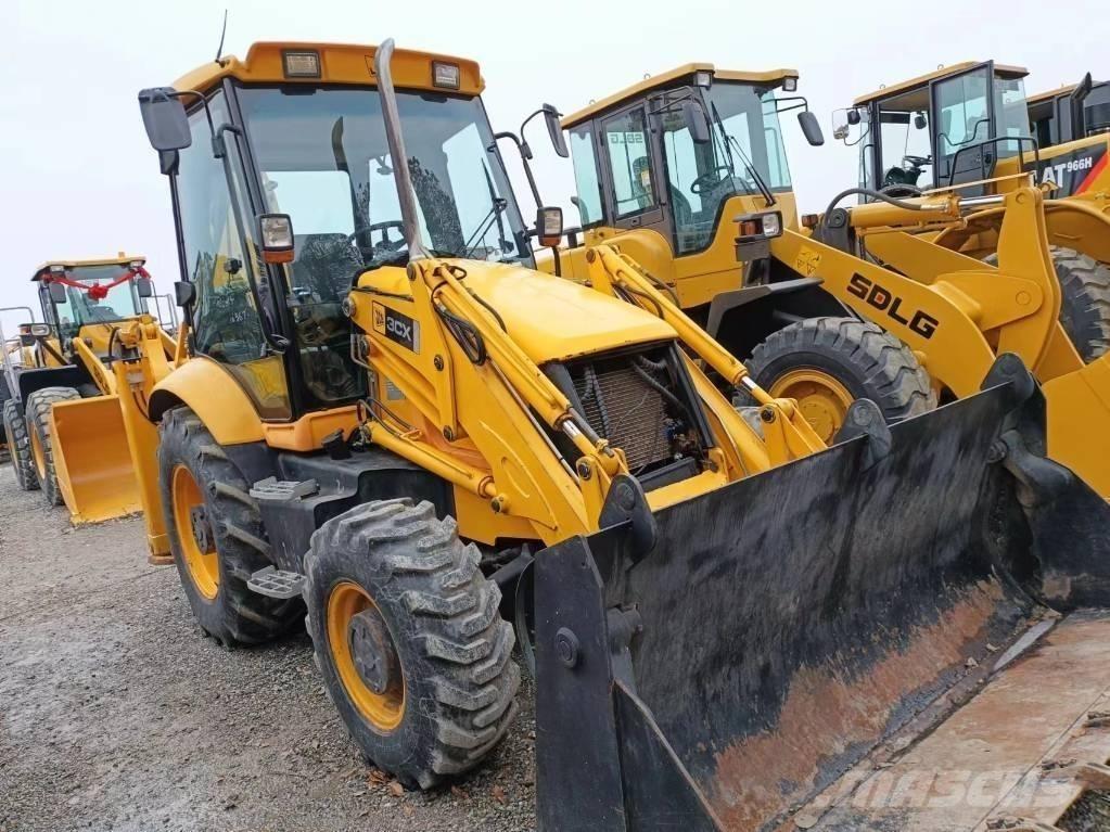 JCB 3 CX Backhoe Loaders