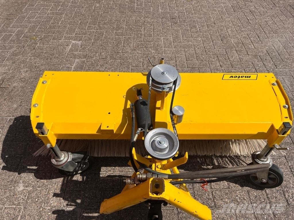 Matev SC-Hyd 140 Compact tractor attachments