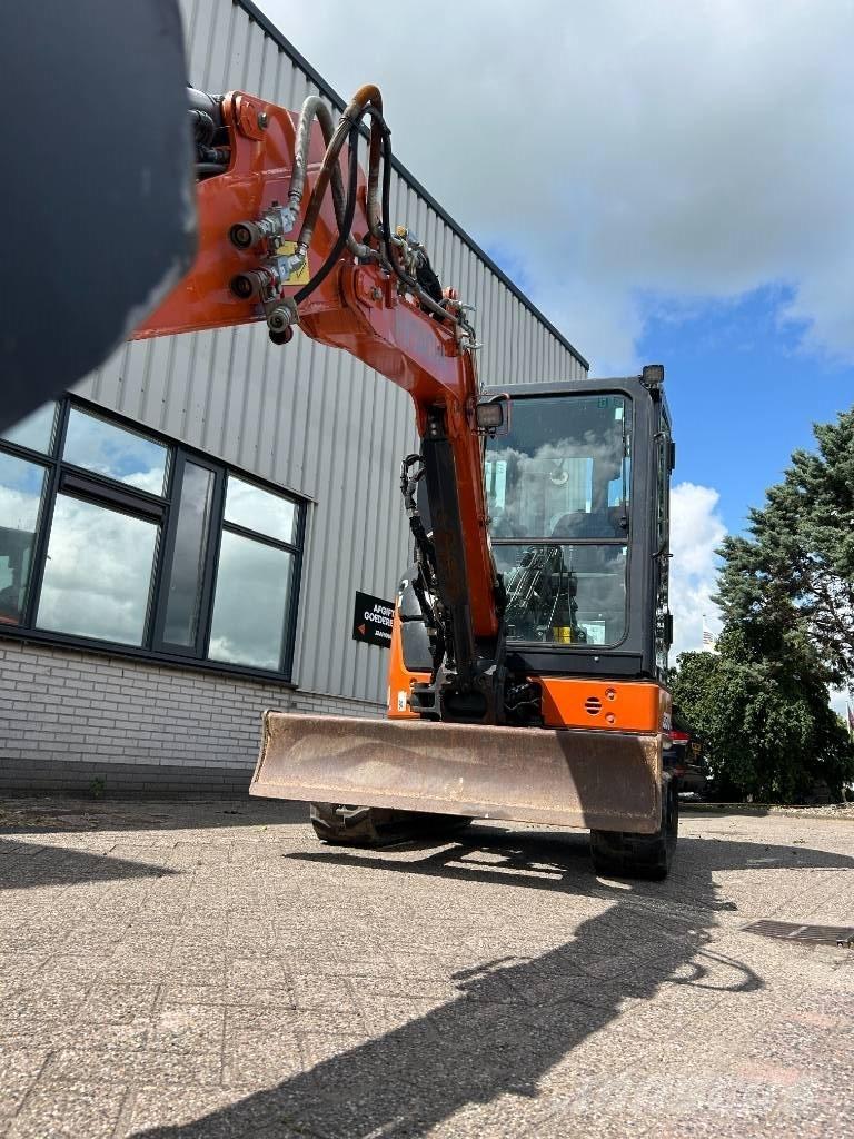 Hitachi ZX33U-6 Mini Excavators <7t (Mini Diggers)