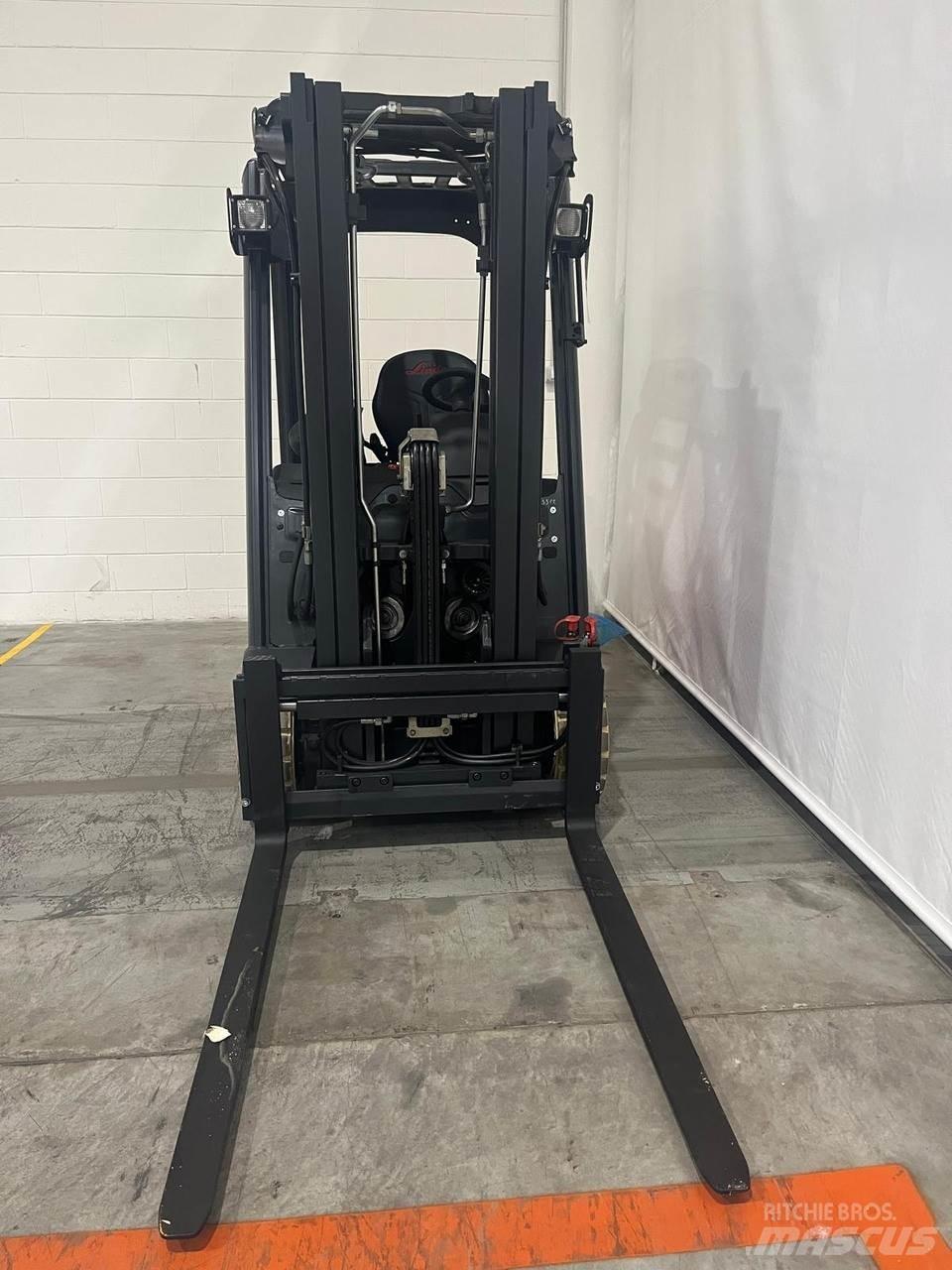 Linde E16C Electric Forklifts