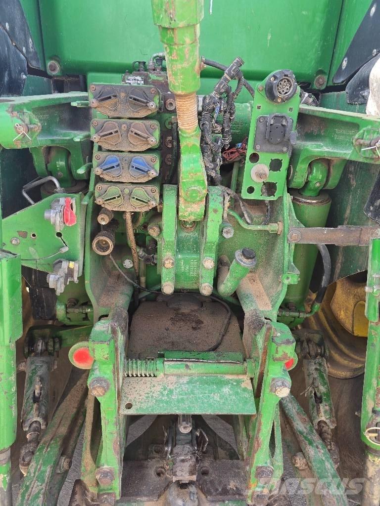 John Deere 8345 R Tractors