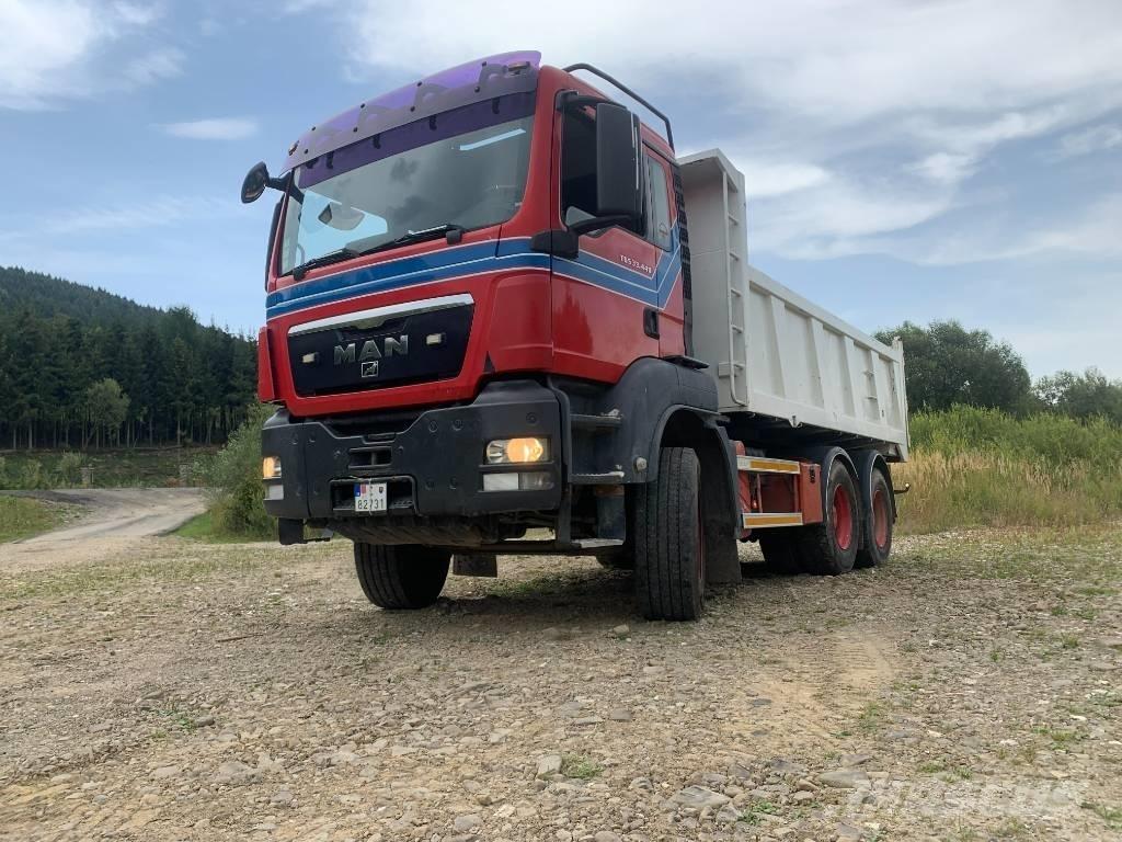 MAN 33.440 Dump Trucks