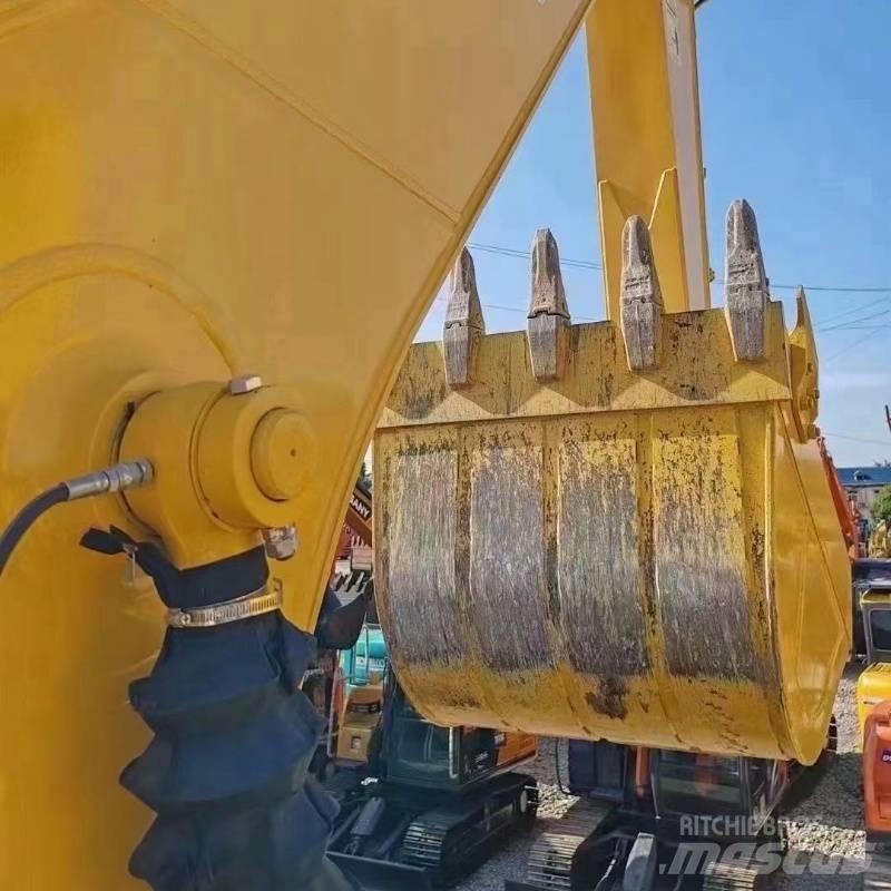 Komatsu PC160 Crawler Excavators