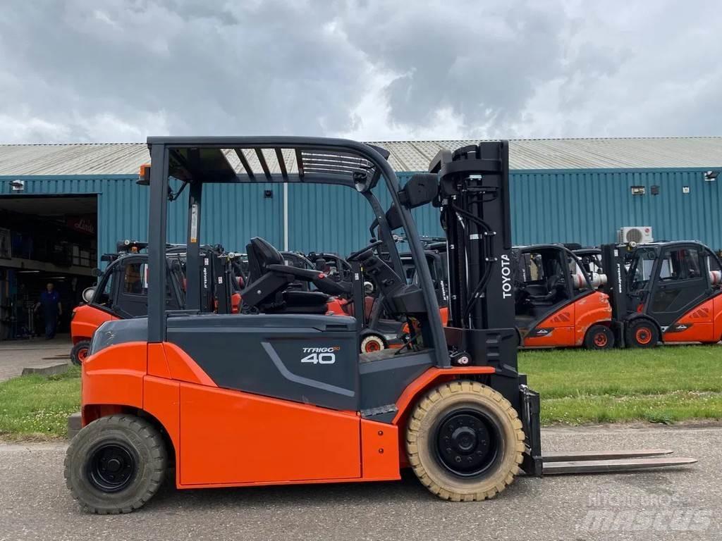 Toyota 8FBMT40 Electric Forklifts