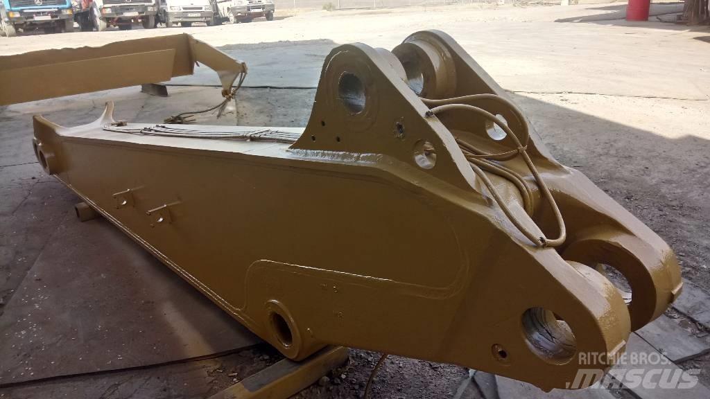 CAT 245 Booms and dippers